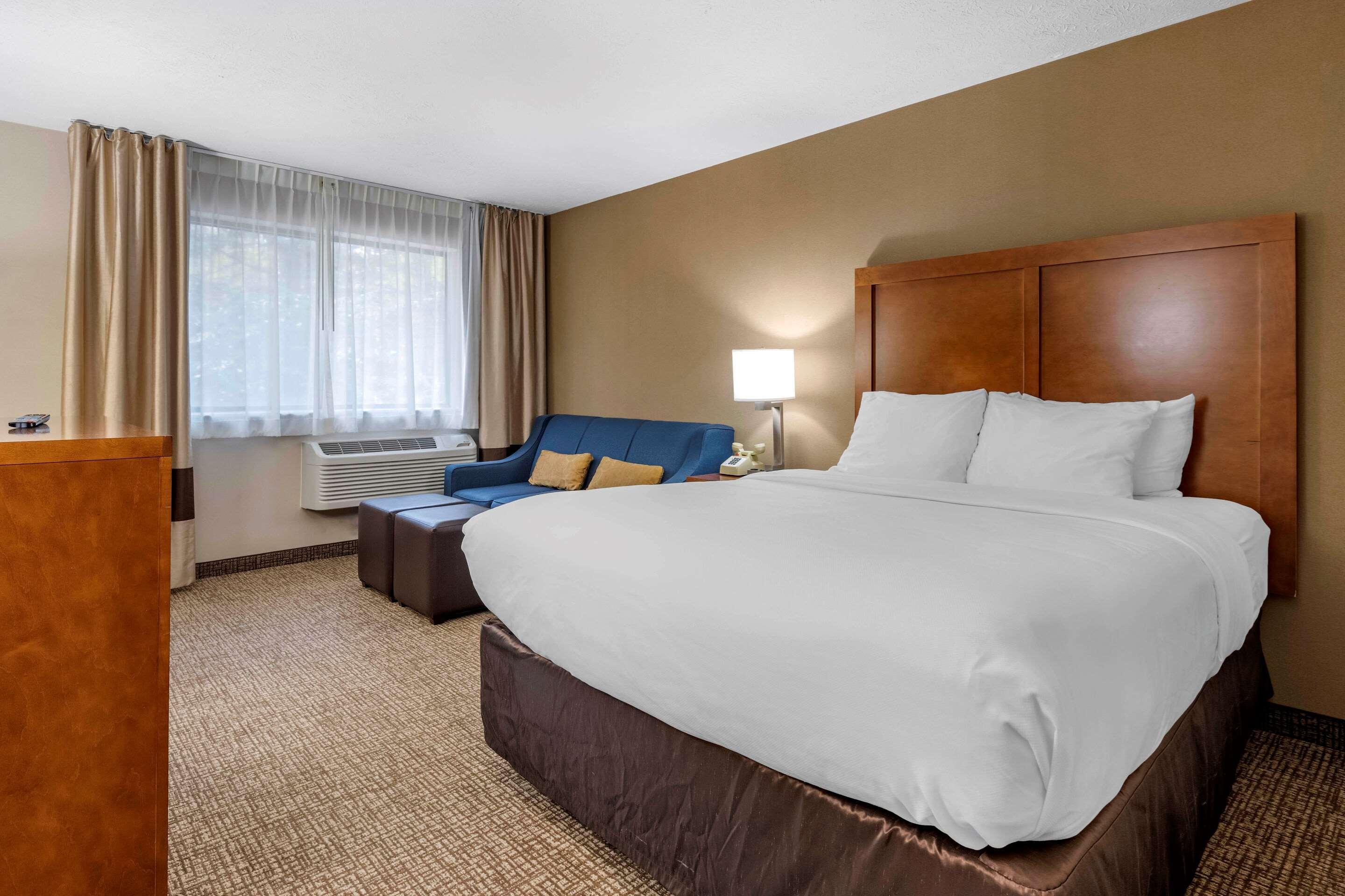Comfort Inn & Suites Montpelier-Berlin Extérieur photo