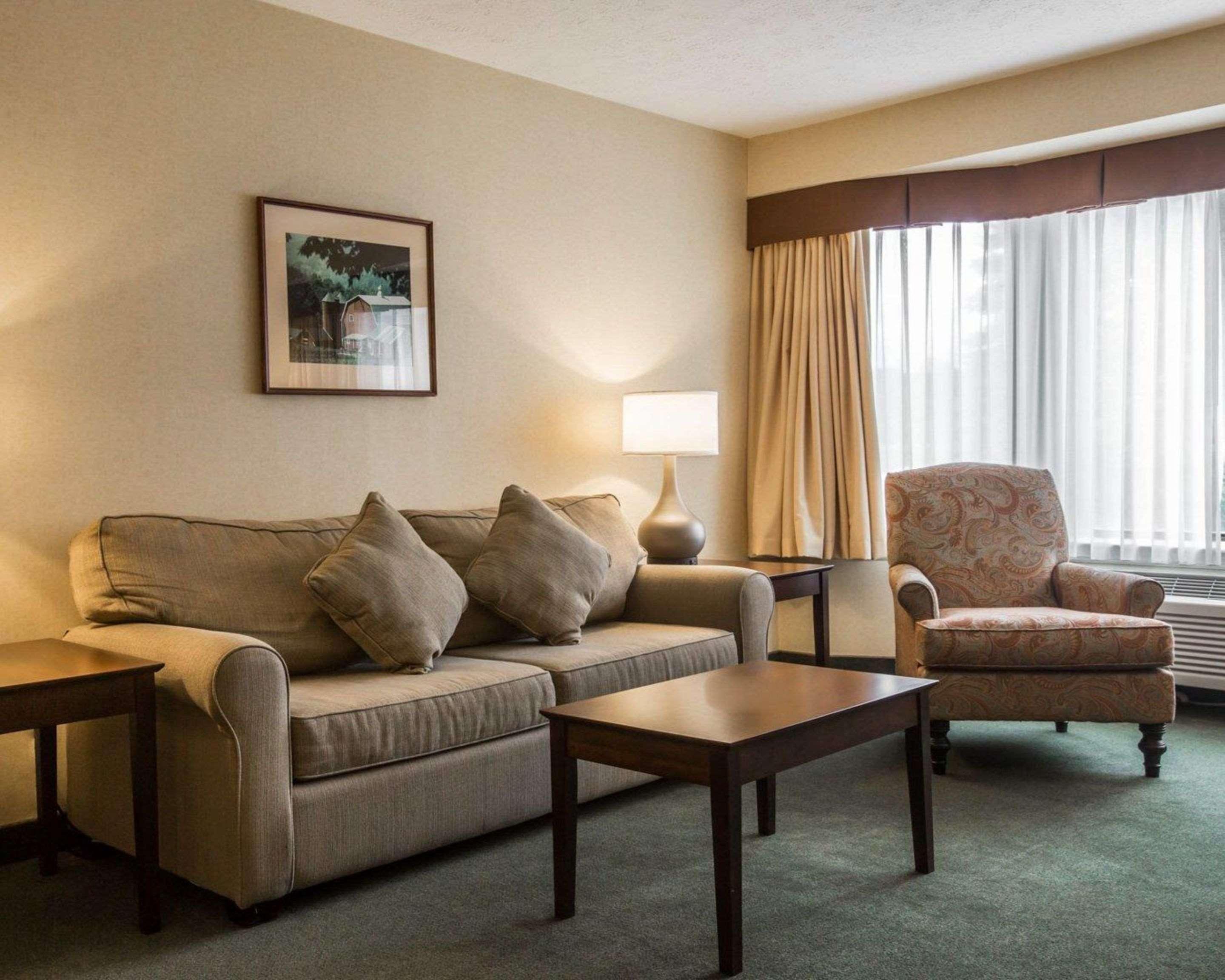 Comfort Inn & Suites Montpelier-Berlin Extérieur photo