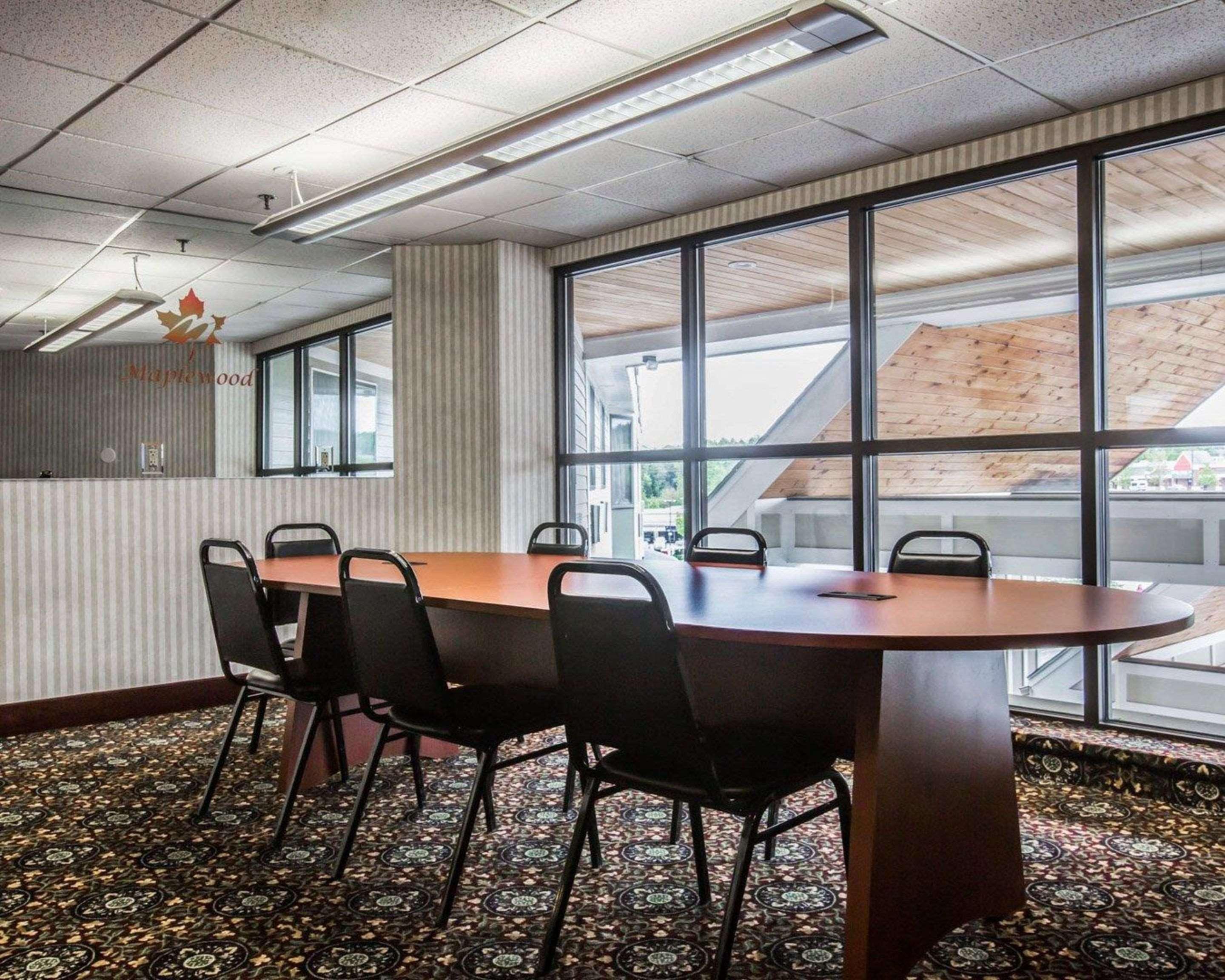 Comfort Inn & Suites Montpelier-Berlin Extérieur photo