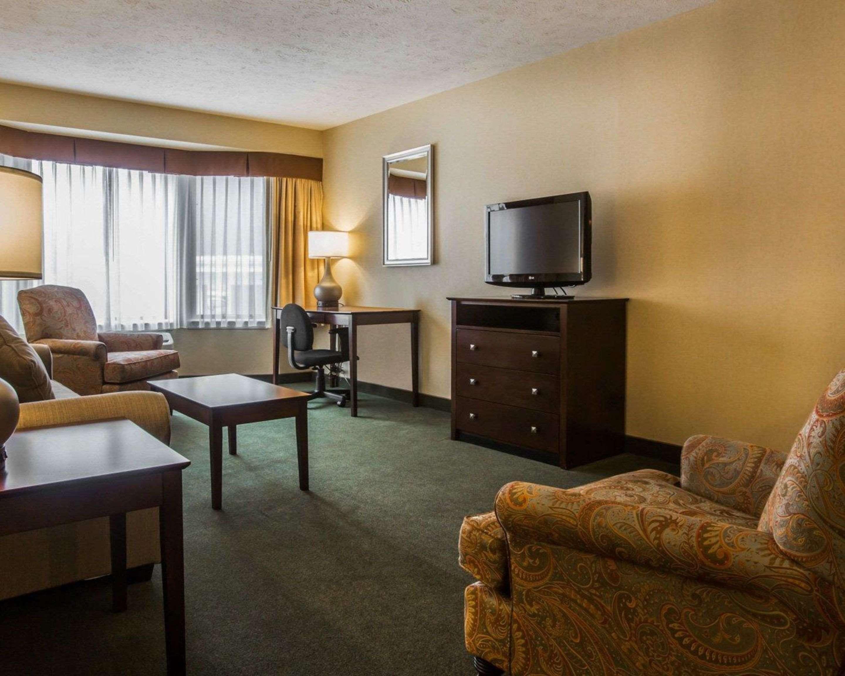Comfort Inn & Suites Montpelier-Berlin Extérieur photo